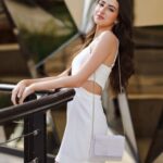 woman-joint-shoulder-smile-dress-flash-photography