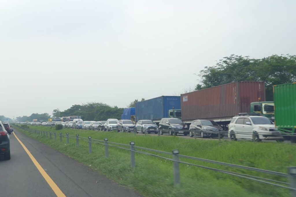 Libur Nataru 2025/2026, Contraflow Diberlakukan di Tol Japek dan Jagorawi Hari Ini