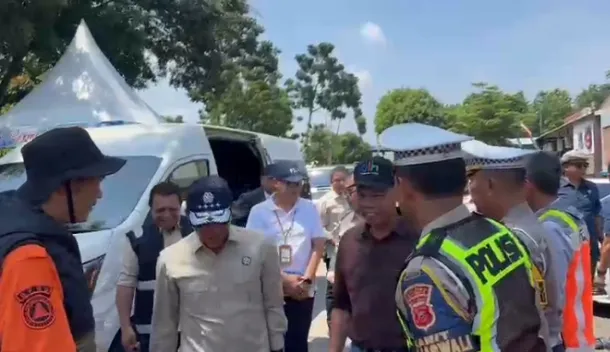 Menteri LH Tinjau TPS Rest Area Tol Cipali KM 102 A Saat Libur Natal 2025