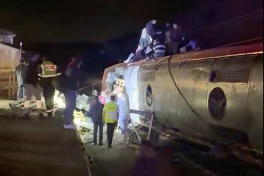 High-Speed Train Collision in Spain Kills 39, Rescue Efforts Marked by Screams and Wreckage