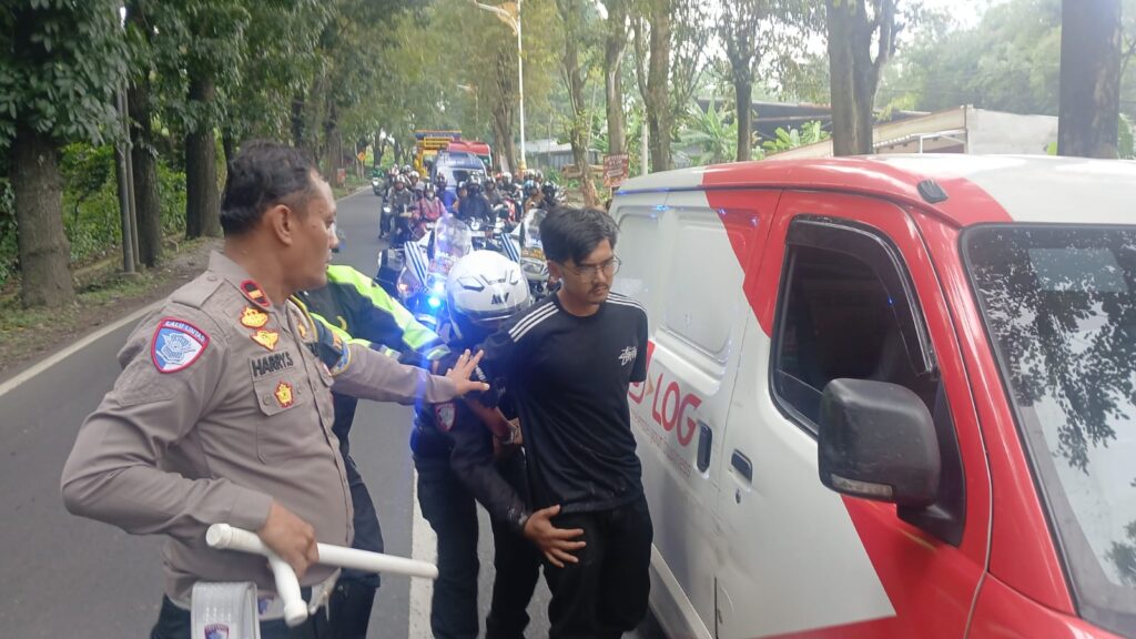 Gercep ! Mobil Hasil Tindak Pidana Gagal Kabur, Sat Lantas Polres Subang Bertindak cepat