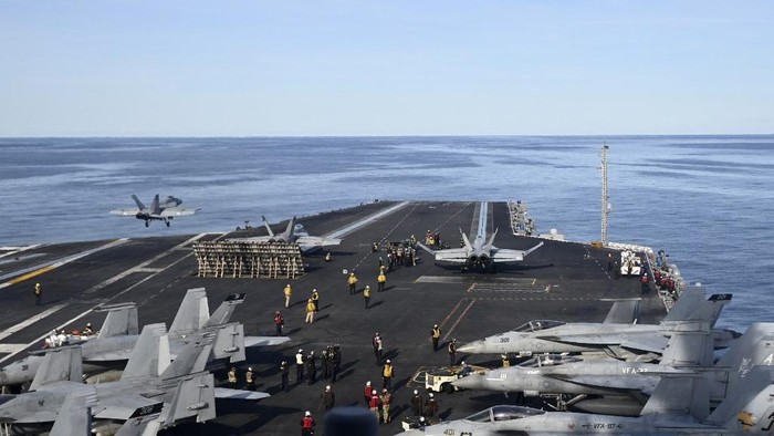 Saudi Arabia and Kuwait Lift Restrictions on US Military Access Amid Strait of Hormuz Tensions
