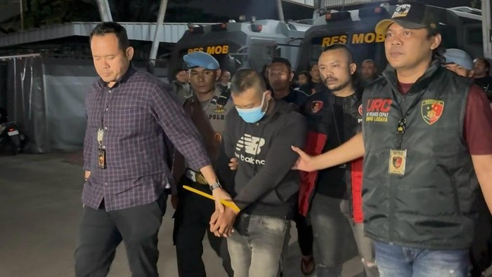 Pelarian Tersangka Penyiksa Kekasih di Bandung Berakhir, Polisi Tangkap Taufik Hidayat di Rumah Kerabat